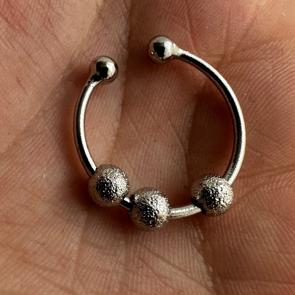 Anxiety fidget ring adjustable in size - Picture 2 of 3